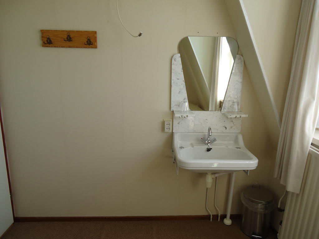 Hotel "De Steenen Man" Zurich Szoba fotó